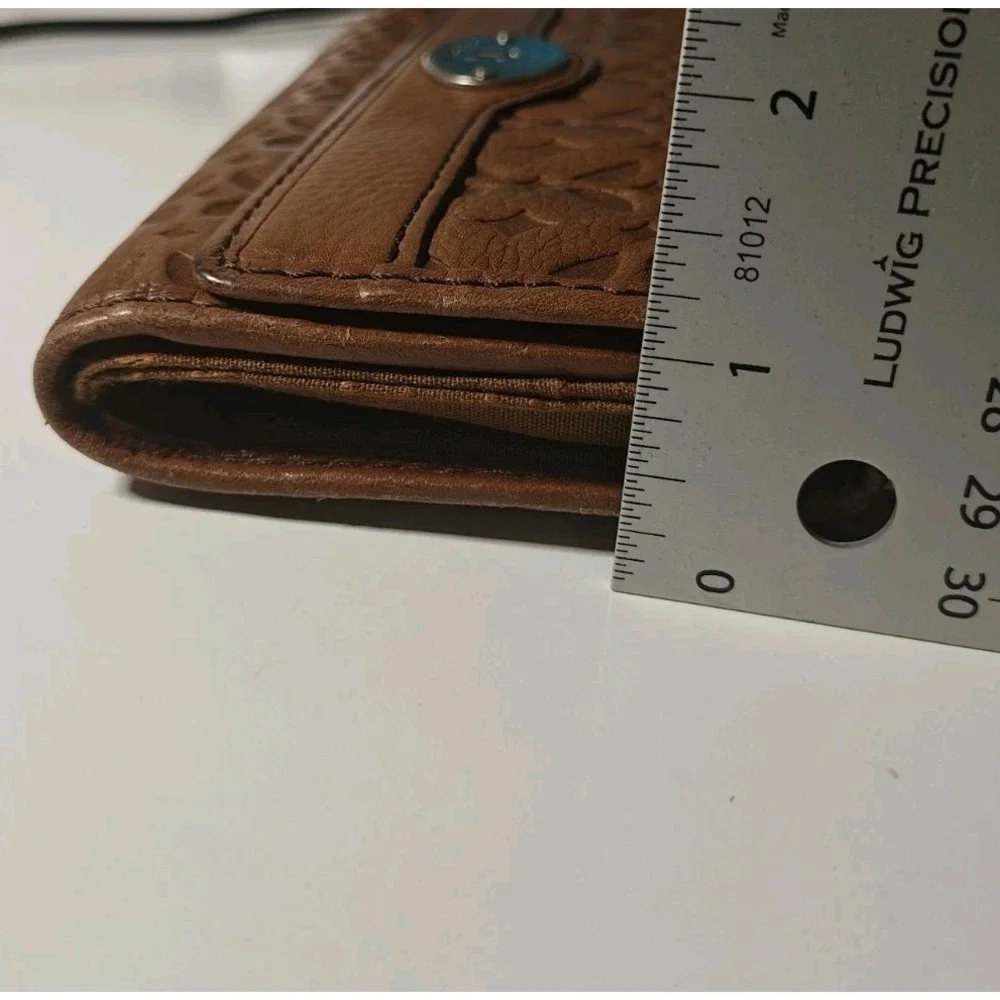 Vintage Fossil Leather Wallet Brown Embossed Keyhole Snap Zip Y2K Boho